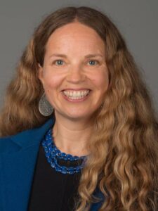 Photo of Dr. Jenn Smith, assistant professor of biology, who is the Reef Team advisor.