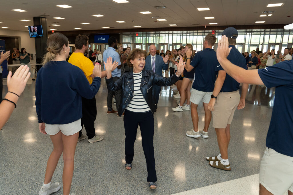 Photo of John and Carolyn Sonnentag at event center's grand opening: John and Carolyn Sonnentag’s shared vision of an event center in Eau Claire is providing University of Wisconsin-Eau Claire students with a world-class venue for athletics and the community with a facility that can attract national events to the Chippewa Valley.