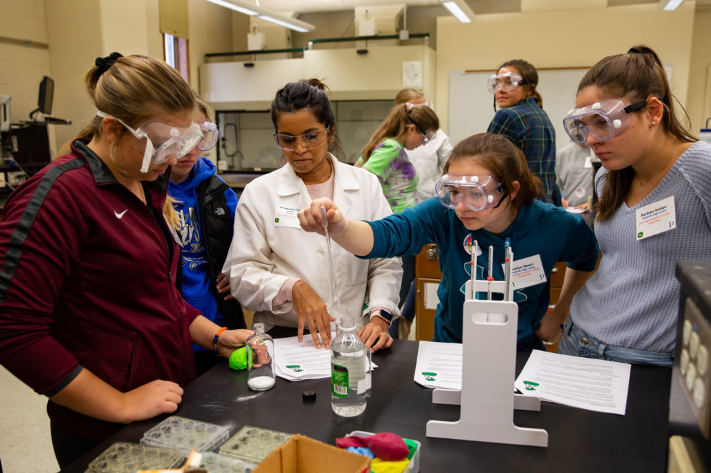 Photo of participants in UW-Plattevile's Women in STEM Career Day