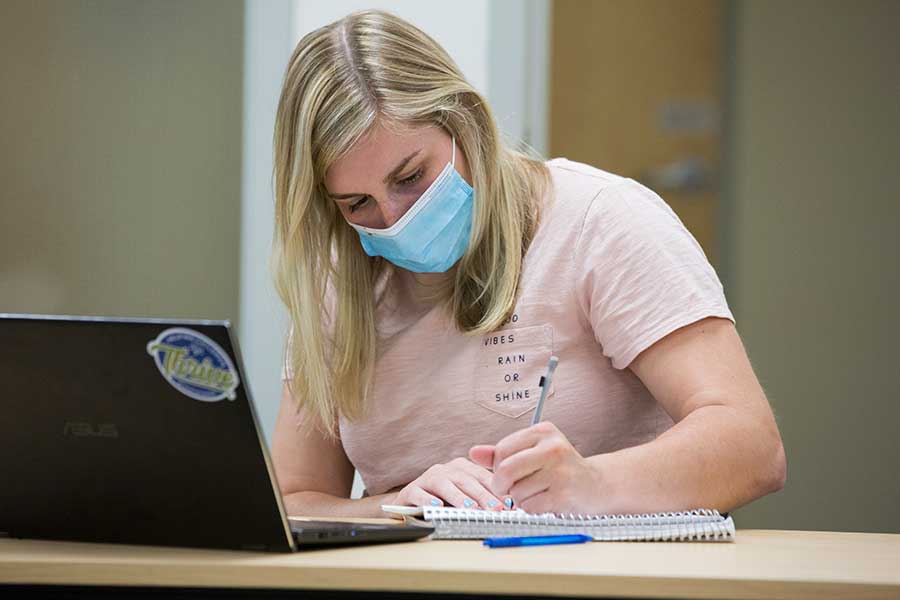 Photo of Remi Larson in class at Laurentide Hall on April 27, 2021, at UW-Whitewater.