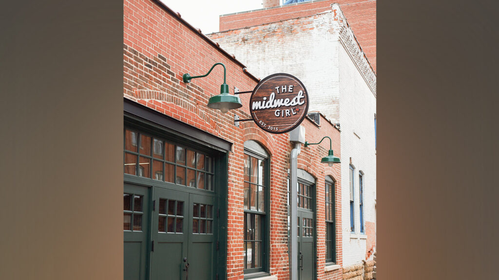 Photo of the Midwest Girl store, in Dubuque, Iowa