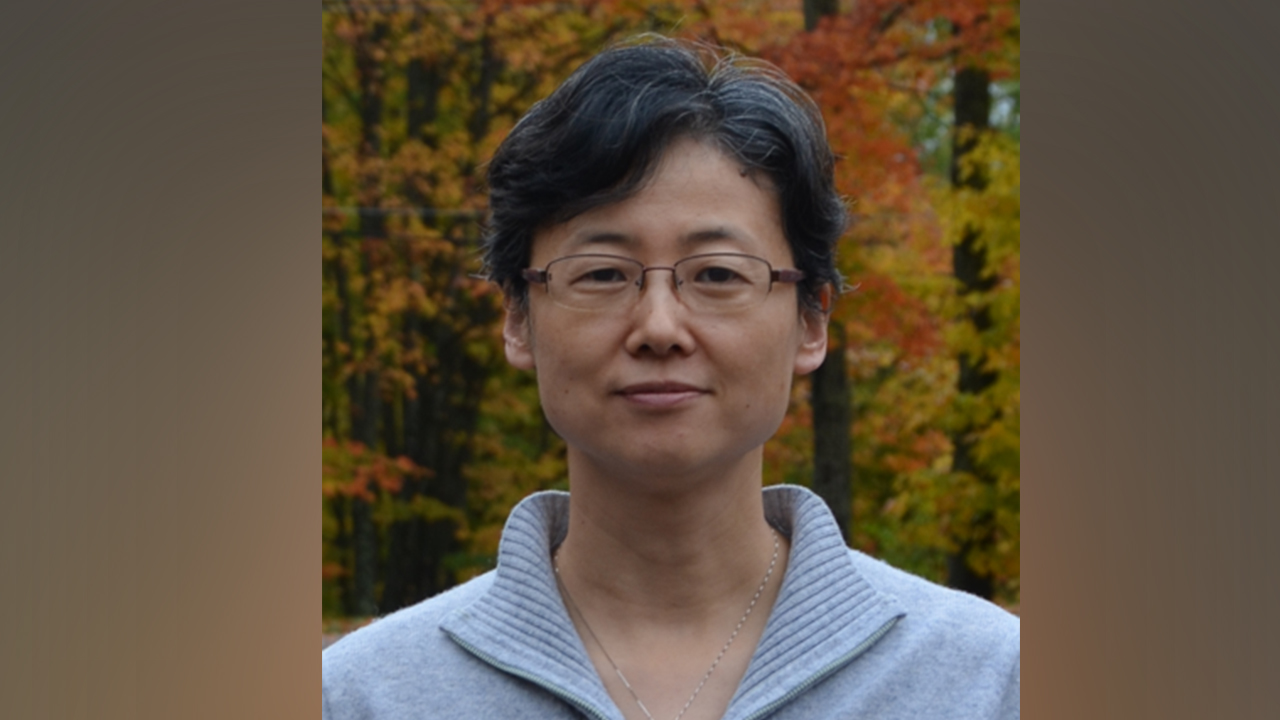 Photo of Dr. Fang Yang, UW-Platteville