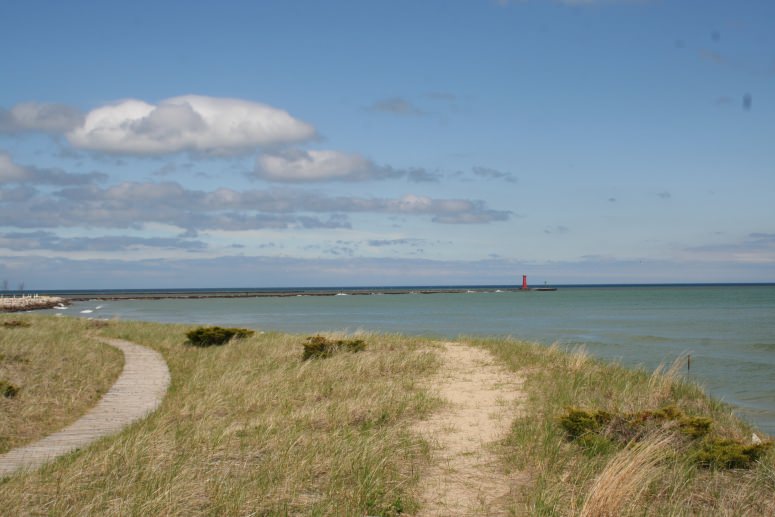 Photo of Lake Michigan shoreline as seen from Sheboygan. Six research projects at UW–Madison will examine aspects of lakes Michigan and Superior. SSEC
