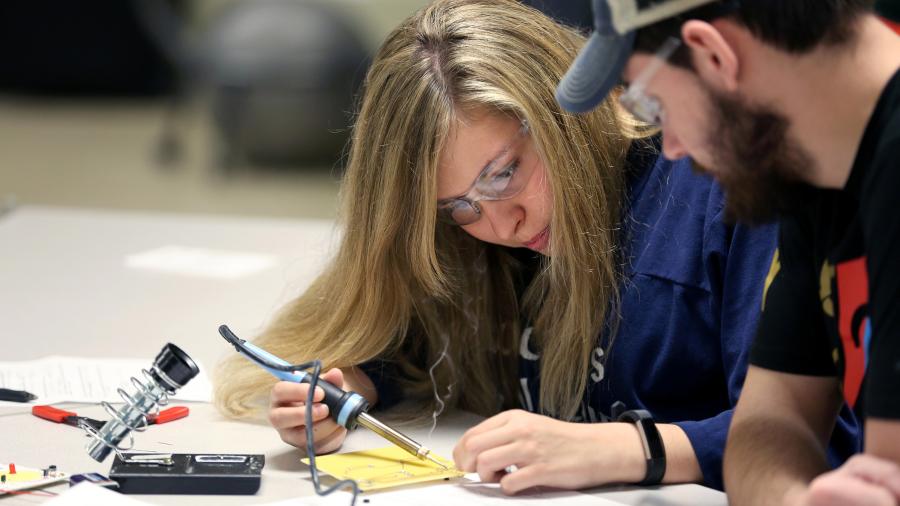 Photo of technology education students work on a project at UW-Stout. / UW-Stout