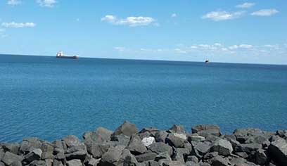 Photo of UW-Superior research vessel