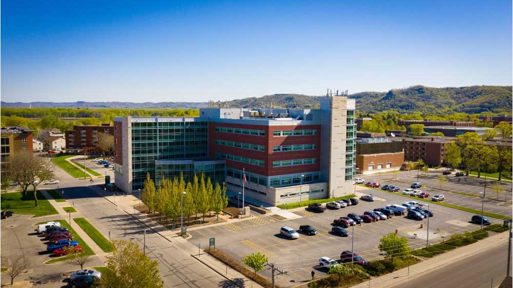 Photo caption: A new agreement between UW-La Crosse and Mayo Clinic Health System has made Mayo the permanent service provider at UWL's Student Health Center. "We are thrilled that our students will have increased access to Mayo's outstanding staff, services and technology," Chancellor Joe Gow says.