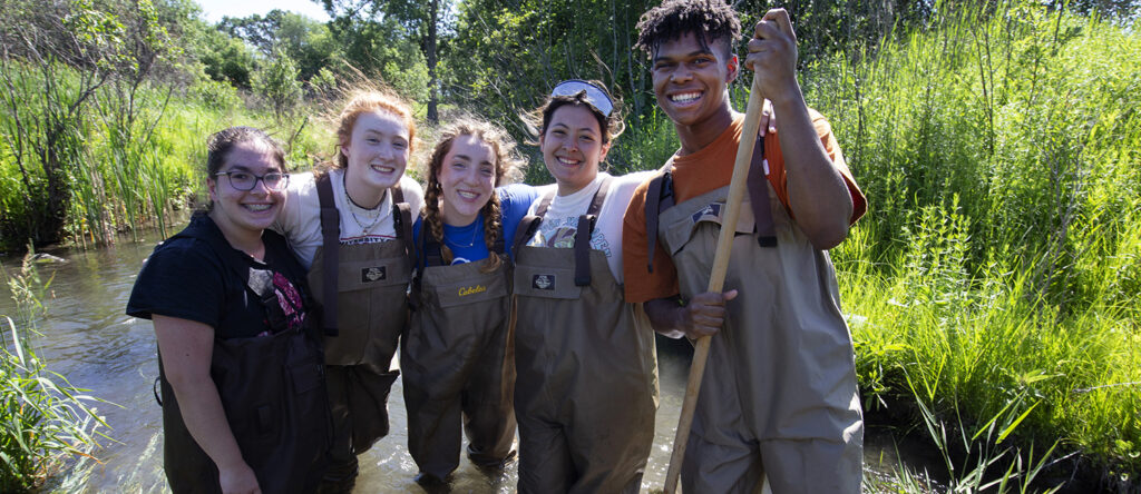 Photo of high school students in a weeklong Freshwater Camp jointly presented by UW-Parkside and UW-Whitewater.