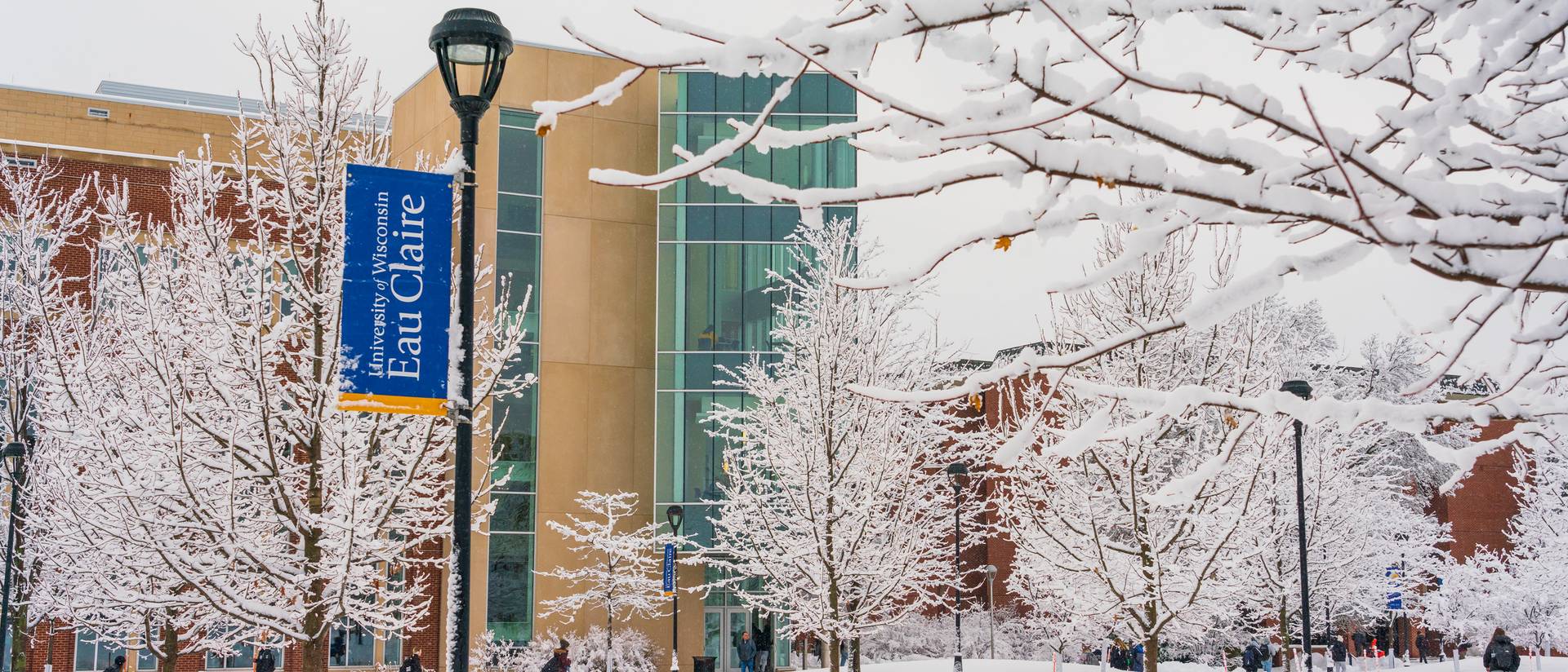 Photo of UW-Eau Claire campus in winter
