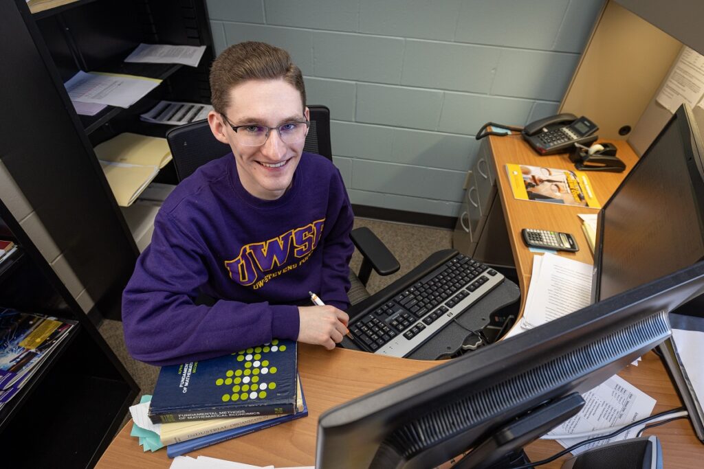 Photo of Kyle Pulvermacher, an actuarial mathematics major and economics minor, who is among the six UWSP students presenting their work at Research in the Rotunda.