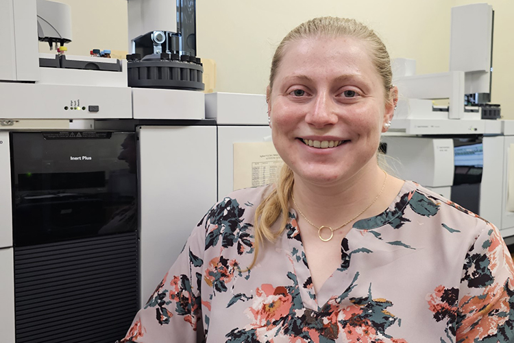 Photo of UWM chemistry alumna Lexie Lanphere, who is a controlled substance analyst at the Wisconsin State Crime Lab. Her job is to analyze evidence for the presence of substances restricted by state law. (Photo courtesy of Lexie Lanphere)