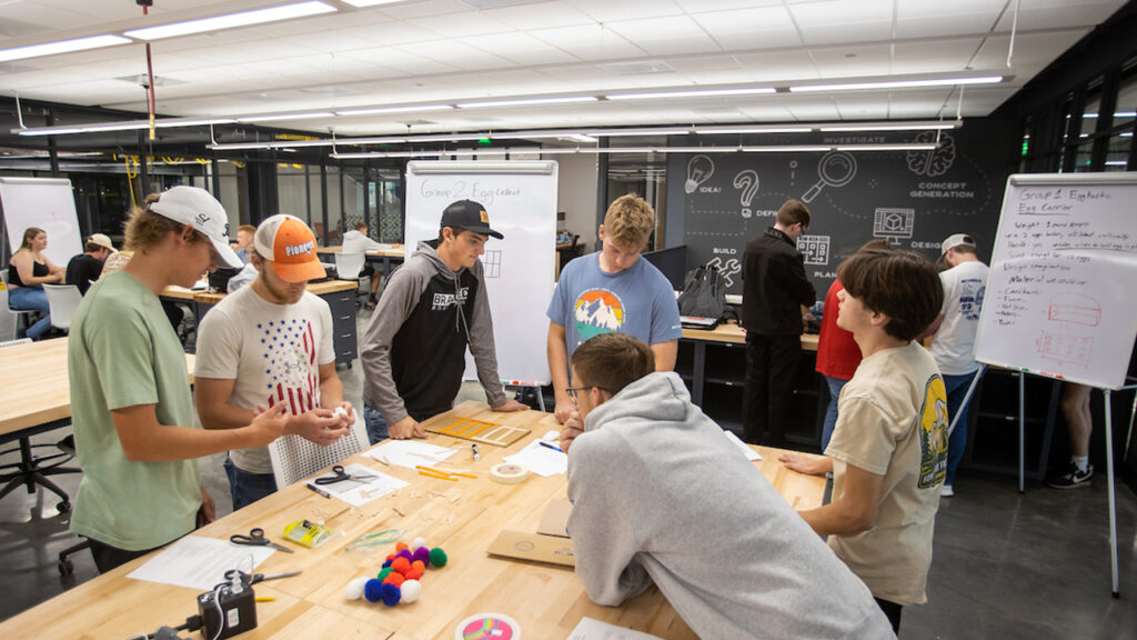 Photo of UW-Platteville engineering class