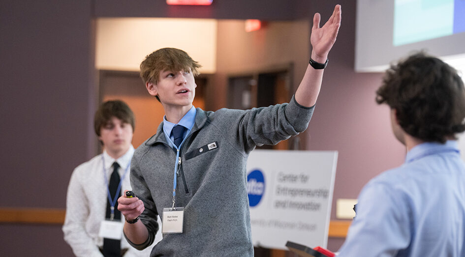 Wisconsin high school teams face off in business model pitch contest at UW Oshkosh