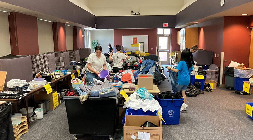 Moving out sustainably at UW-River Falls: Students donate items to help others