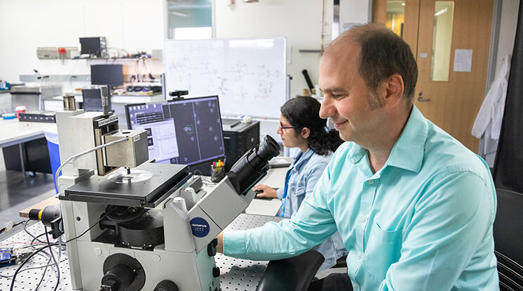 UWM research: What the mechanical forces behind protein folding can tell us about metastatic cancer