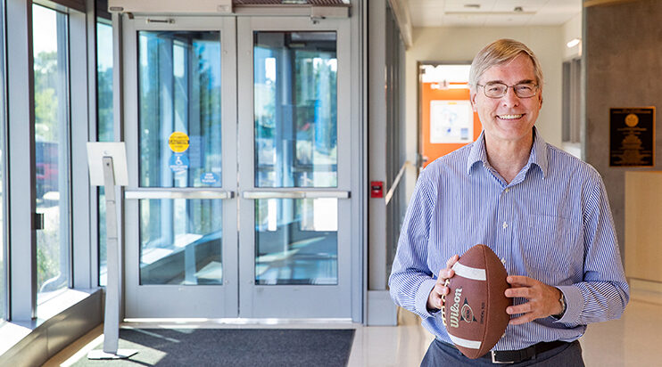 The fans are right: When it comes to football, momentum is real