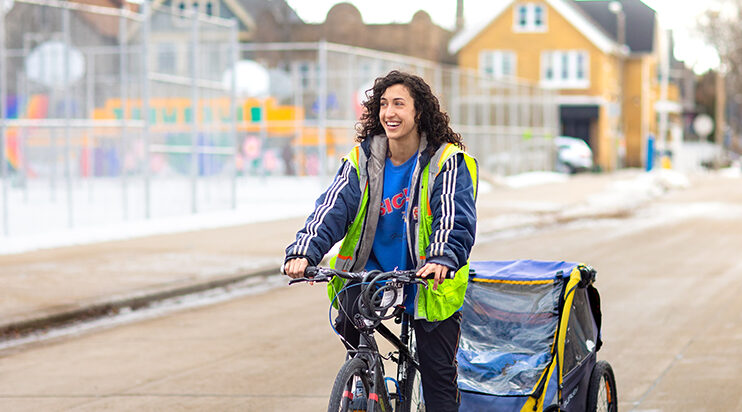 UWM student works to bring fresh food directly to those in need