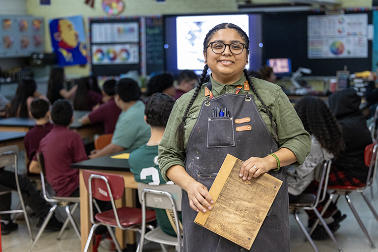 UWM alum uses art to make a difference in her community