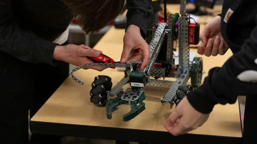 SkillsUSA brings more than 300 middle, high school students to UW-Stout for leadership, technical competitions