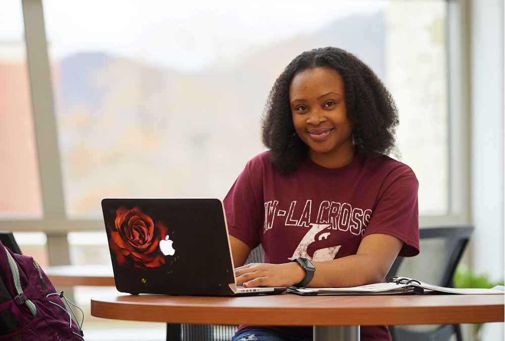 Maroon immersion: Mentorship was key to unlocking UWL May grad’s opportunities from graduate research to teaching assistantship