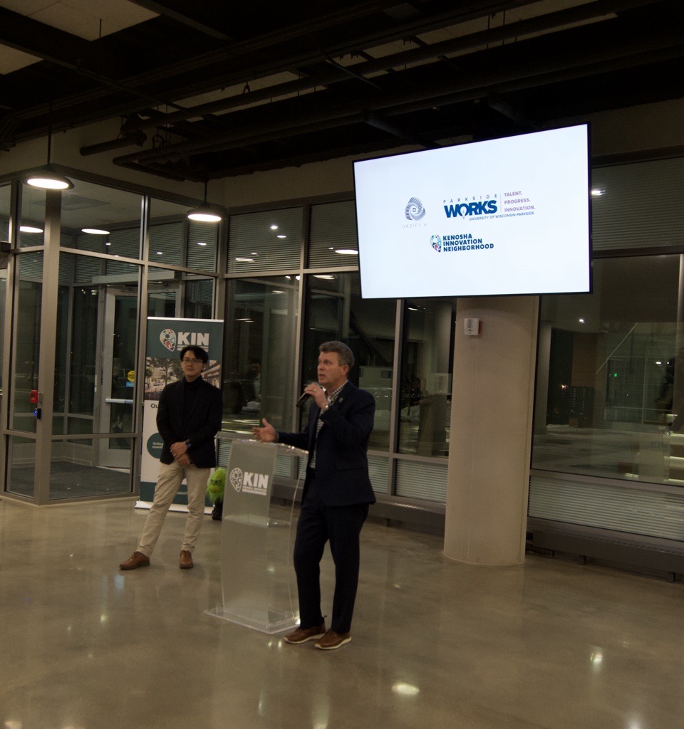 Photo of (left) Roger Lam, CEO/Founder of Ordify AI, and Steve Donovan, Executive Director for Parkside Works at UW-Parkside, announce in December a groundbreaking partnership aimed at developing future leaders in artificial intelligence and empowering local businesses with transformative AI solutions.