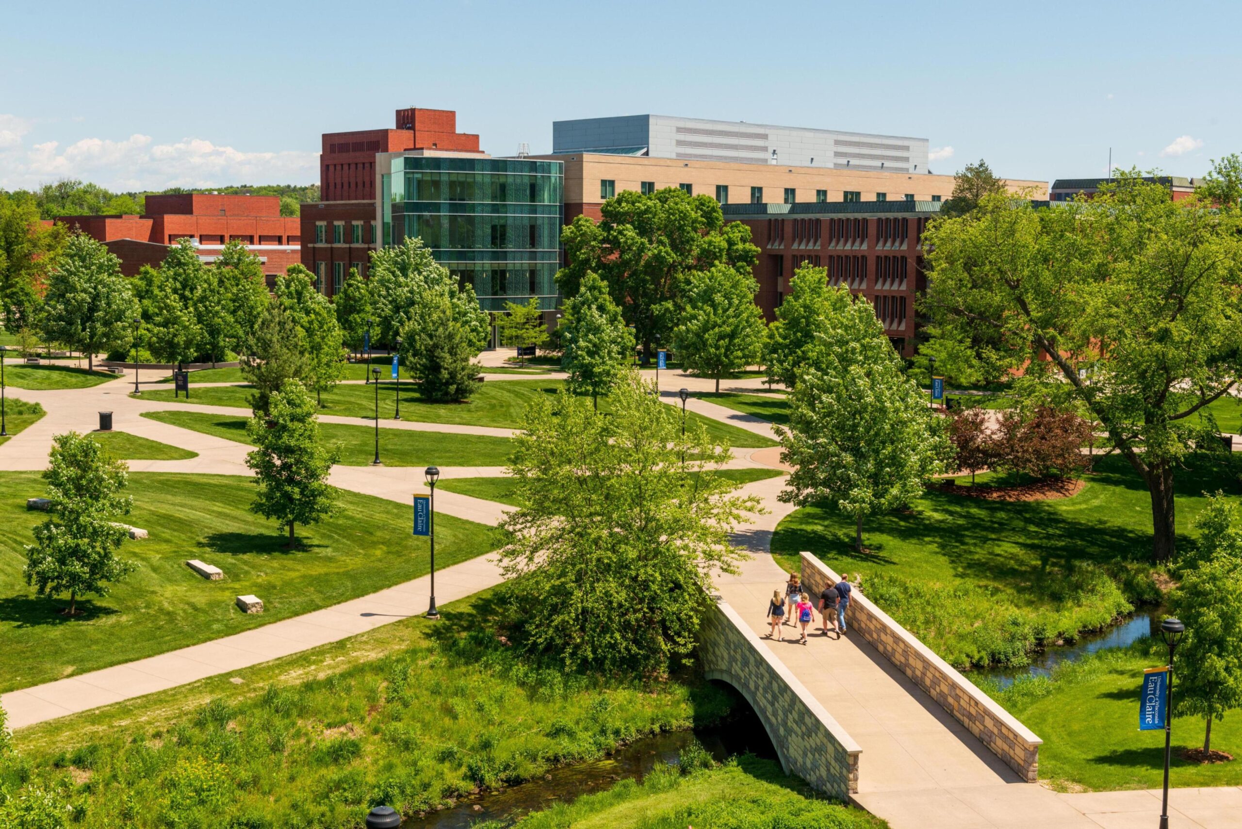 Photo of UW-Eau Claire campus scene
