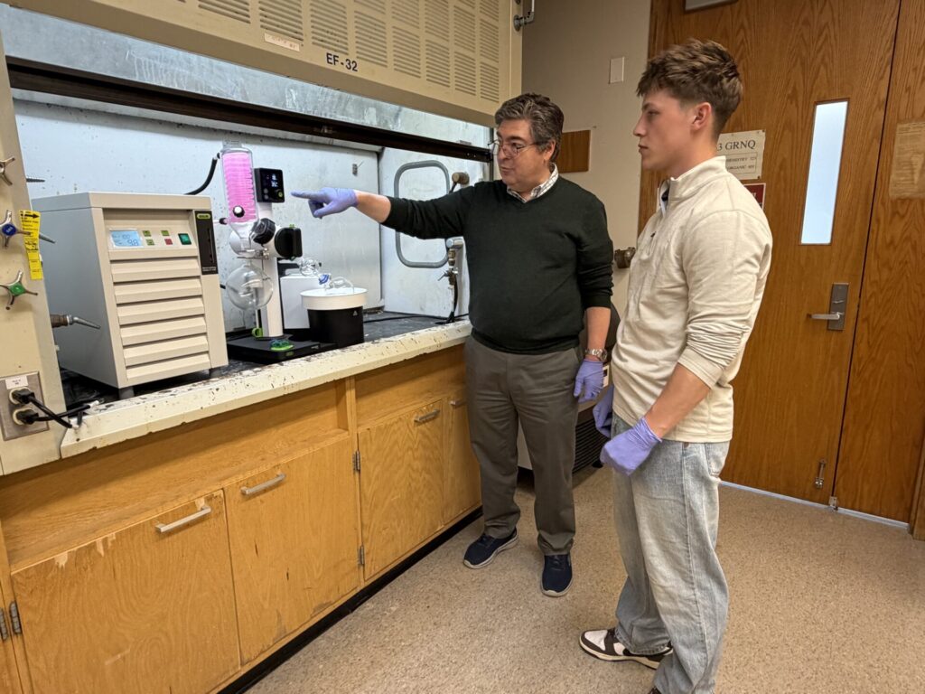Photo: A donation made by Blake Callahan through the Blake Callahan Foundation funded the purchase of two new Buchi R-80 rotary evaporation systems for the Organic Chemistry student laboratory at UW-Parkside. (UW-Parkside)