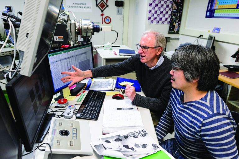 Photo of UW-Madison researchers (Photo by Jeff Miller / UW-Madison)