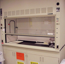 Laboratory fume hood