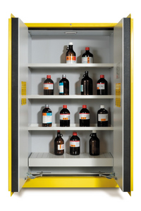 Flammable storage cabinet