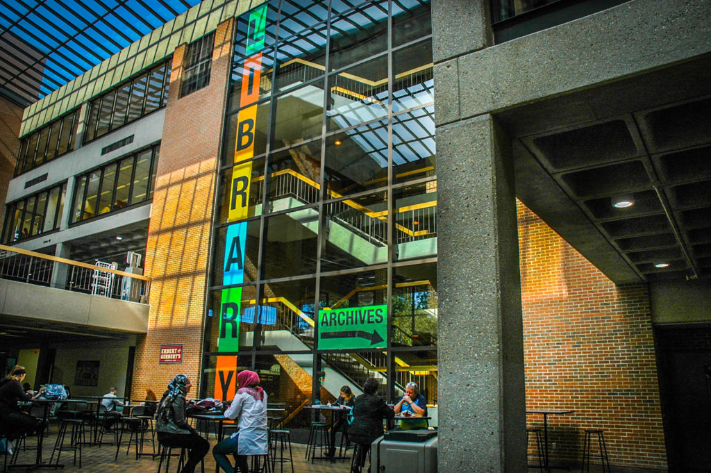 Photo of UW-Parkside library