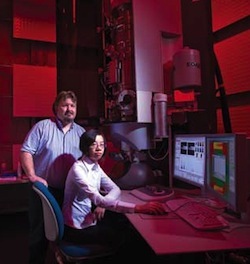 photo of the scanning transmission electron microscope laboratory