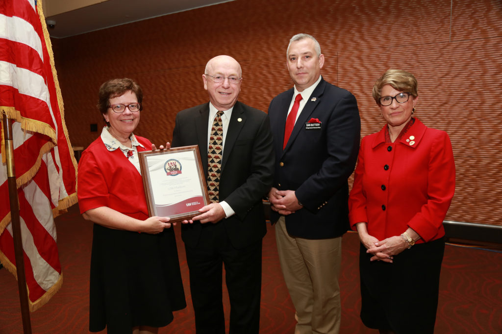 nov2016bor10_vetscert_uwmadison_2000px News