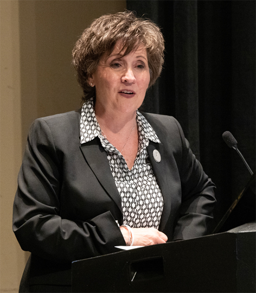 Photo of UW-Parkside Chancellor Debbie Ford making her farewell remarks