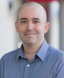 Photo of Eduardo Arvelo